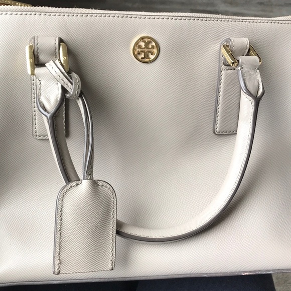 Tory Burch Robinson handbag (like new) - Picture 4 of 4